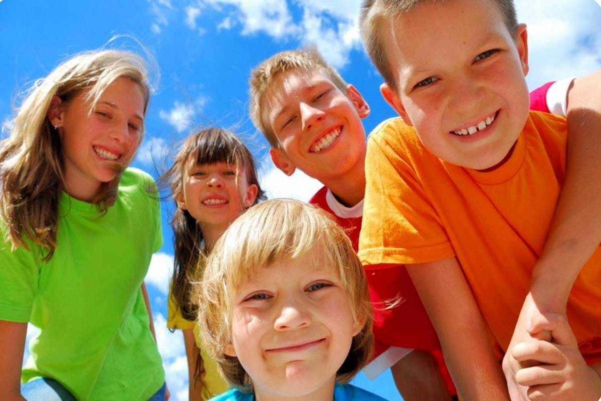 چرا به عنوان یک پدر یا یک مادر باید کتاب “کودکان خوشبخت” را بخوانید؟ 