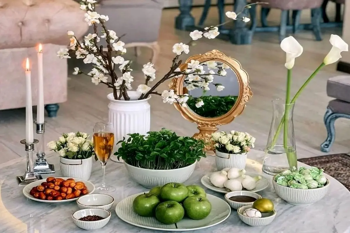 ایده چیدمان سفره هفت سین لاکچری برای عید /  سفره هفت سین شیک + عکس