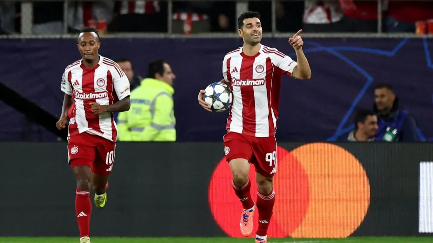 اتومبیل لوکس مهدی طارمی در یونان سوژه شد / این ماشین چقدر می ارزد؟ (عکس)