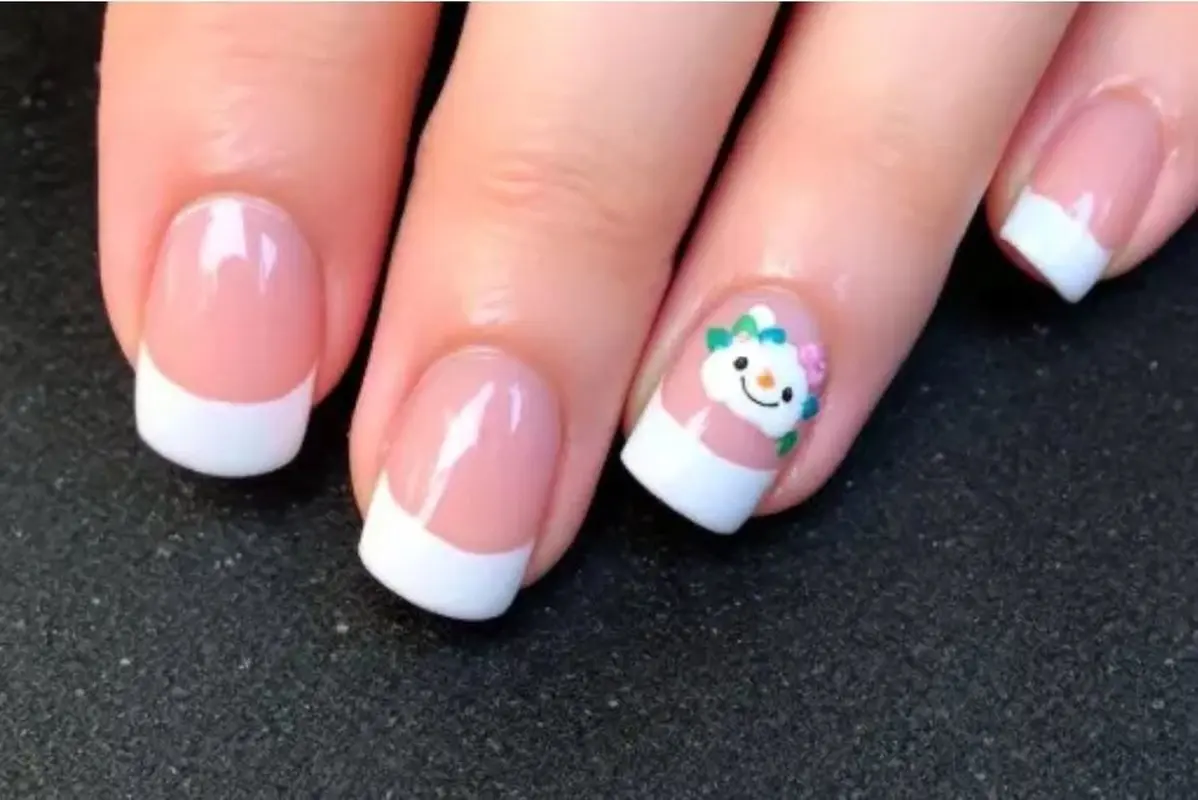 13 مدل از زیباترین و مینیمال ترین دیزاین های ناخن (تصاویر)