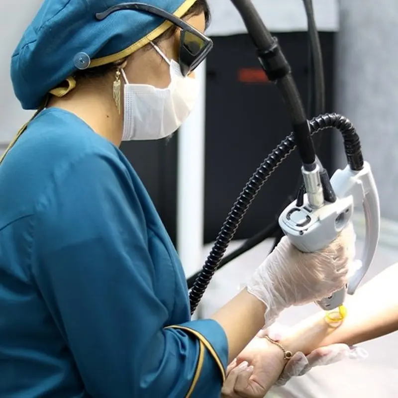 لیزر فول بادی و معرفی مرکز معتبر لیزر دکتر راحمی در تهران