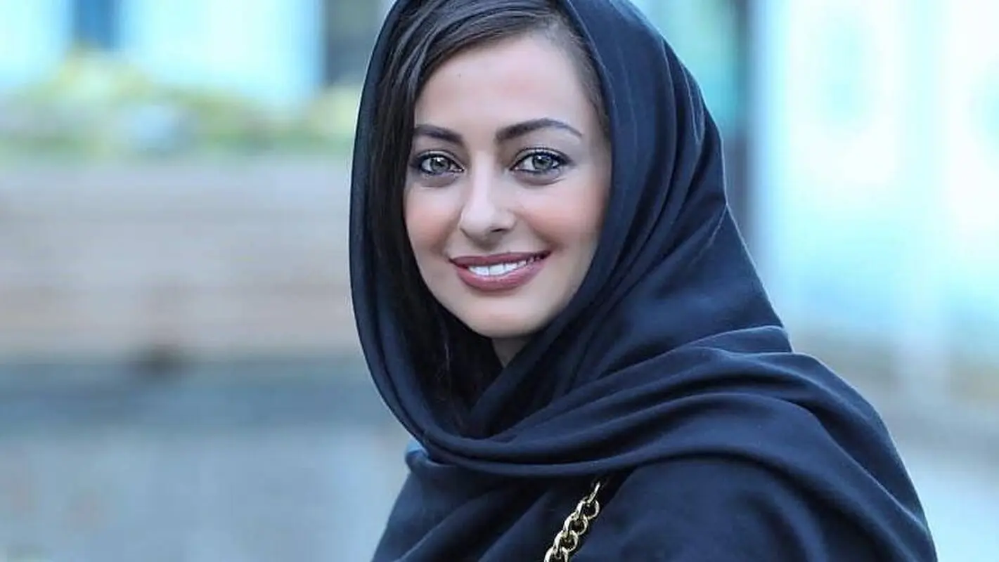 نفیسه روشن و فولکس عاشقانه: تصویری که دل‌ها را برد!