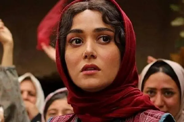 لو رفتن عکسی قدیمی از خانم بازیگر؛ پریناز ایزدیار در کودکی چقدر خوشگل بوده!