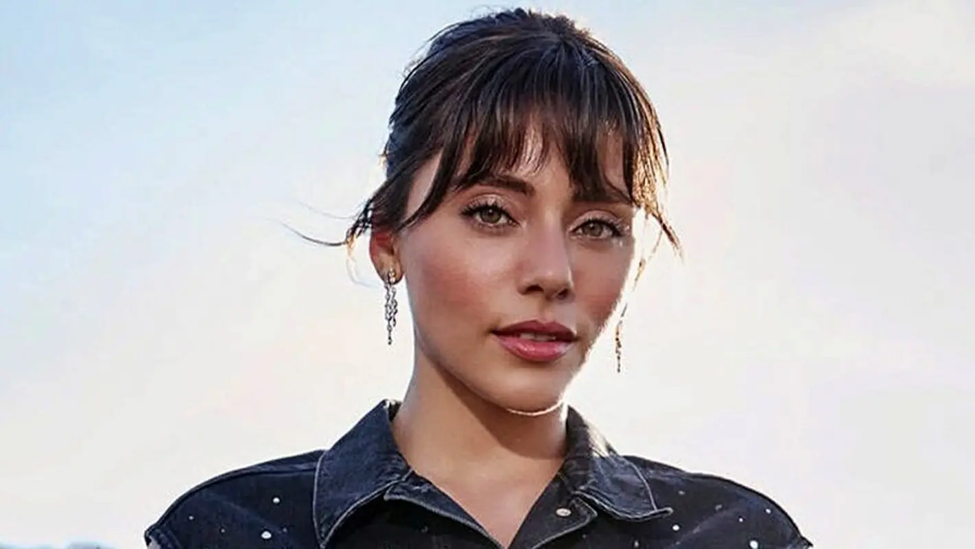 لندنی‌ها مجذوب پاییزانه‌های ستاره «شربت ذغال‌اخته» شدند (تصاویر)