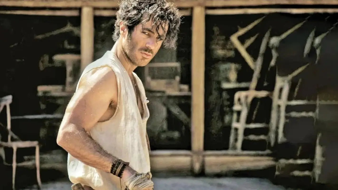 سلفی نوید پورفرج با طرفداران سریال بامداد خمار / چه رحیم نجار جذابی !