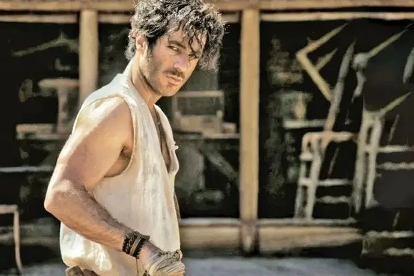 سلفی نوید پورفرج با طرفداران سریال بامداد خمار / چه رحیم نجار جذابی !