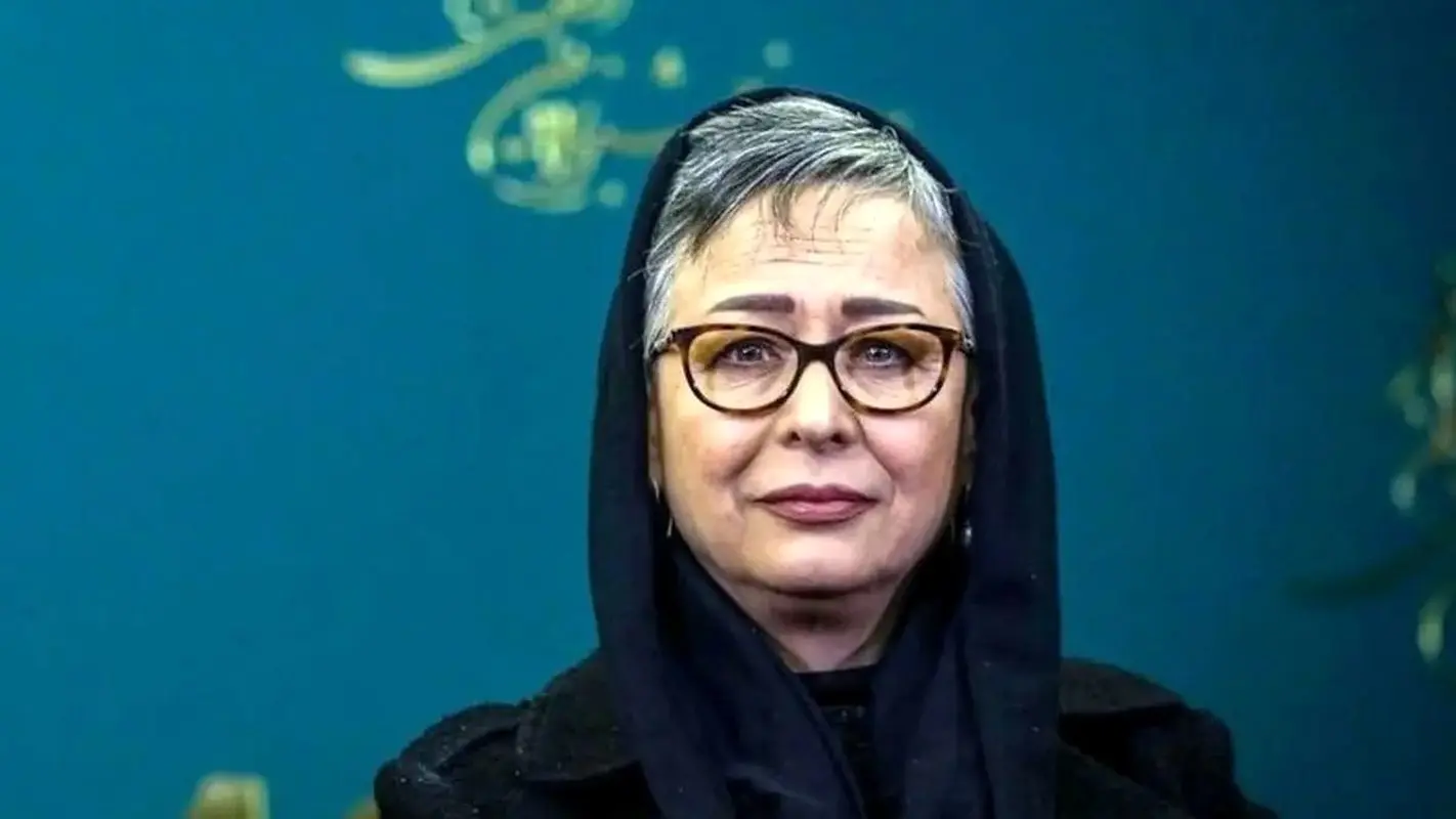 عکس نایاب از آزیتا حاجیان وقتی خیلی کم سن و سال بود ! / ملیکا ماشاالله چه توپولم هست !