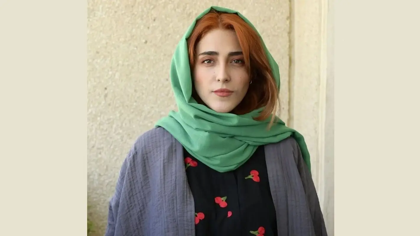 ارتباط هدیه حسینی‌نژاد دختری کم سن و سال با حسن معجونی + عکس لورفته دونفره شان در کنار دریا