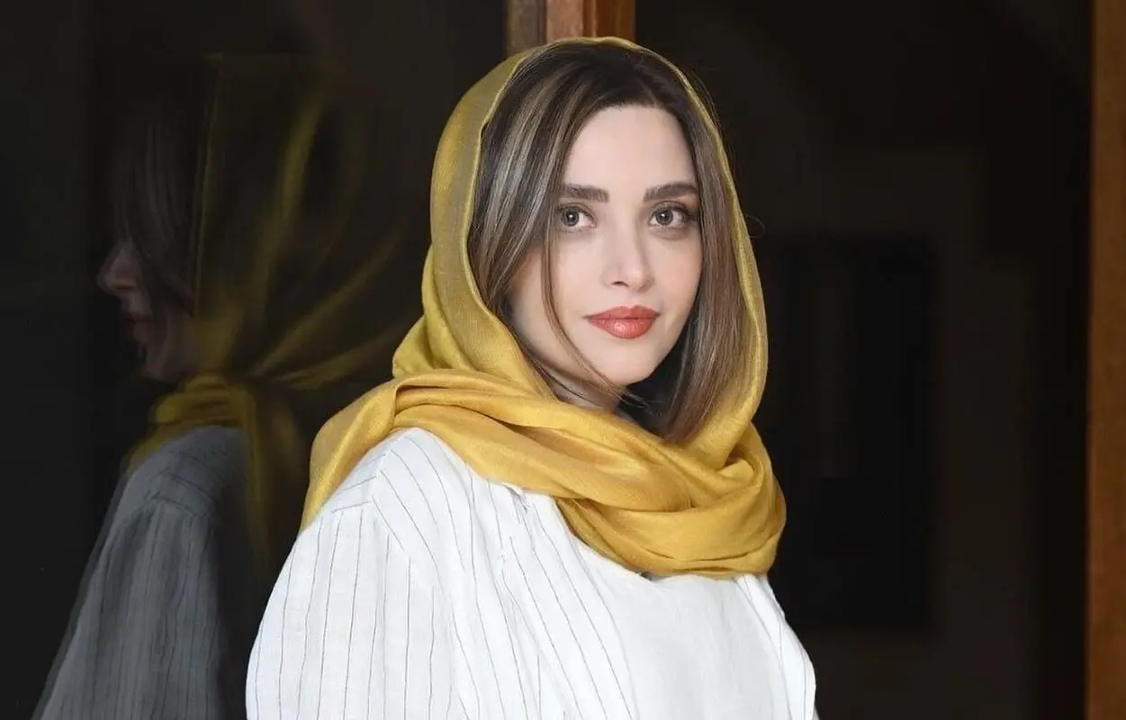 ظاهر شوکه کننده بهنوش طباطبایی در کنار 2 مرد سرشناس / کرک و پر خانم بازیگر ریخت !