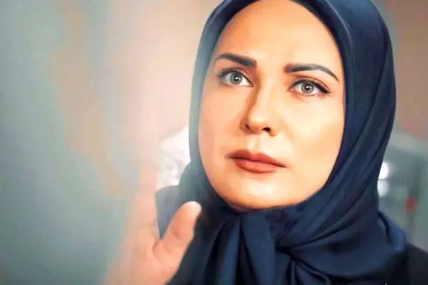 عکس جنجالی لعیا زنگنه و همسر جوانش؛ باور نمی‌کنید نوه دارند!