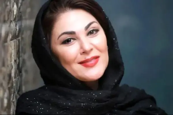 زیبایی خیره کننده لاله اسکندری در دوران نوجوانی / بدون عمل هم خوشگله !