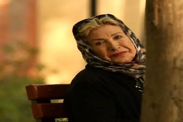 ماجرای پست احساسی همایون شجریان پس از درگذشت مادرش؛ پیام برای چه کسی بود؟