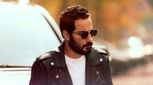 نوید محمدزاده با تیپ های عجیبش اینبار در نیویورک رویت شد! (عکس)