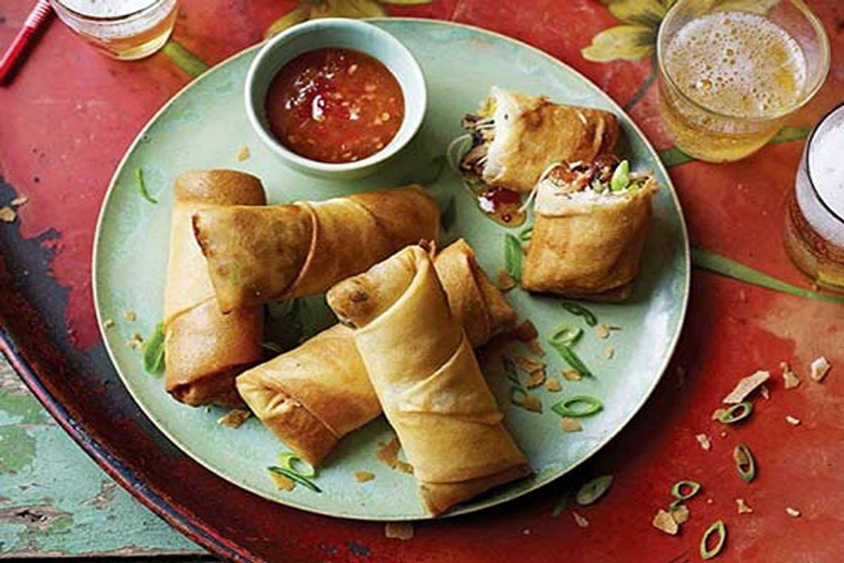 طرز تهیه اسپرینگ رول گوشت، خوشمزه و مجلسی!