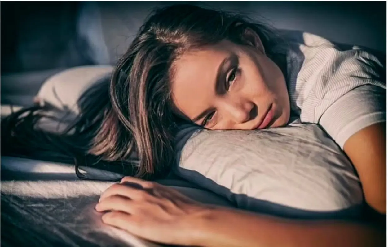 با افکار مزاحم شبانه چه کنیم؟