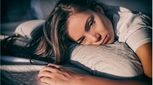 با افکار مزاحم شبانه چه کنیم؟ 