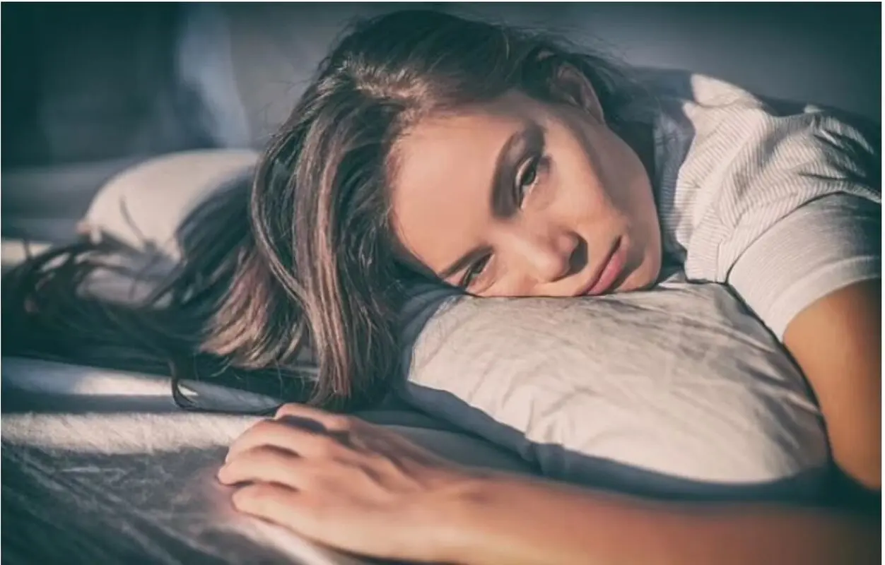 با افکار مزاحم شبانه چه کنیم؟ 