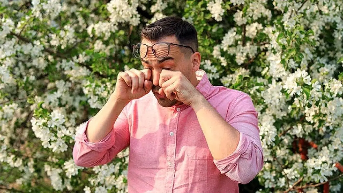 با خارشهای بهاره چه کنیم؟/ کدام مواد غذایی حساسیتزا هستند؟