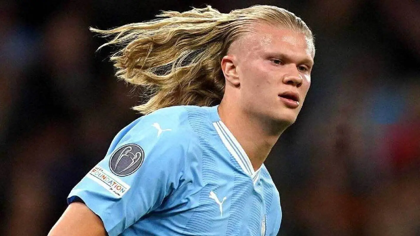 چرا این فوتبالیست صدای پدر شدنش را در نمی آورد؟