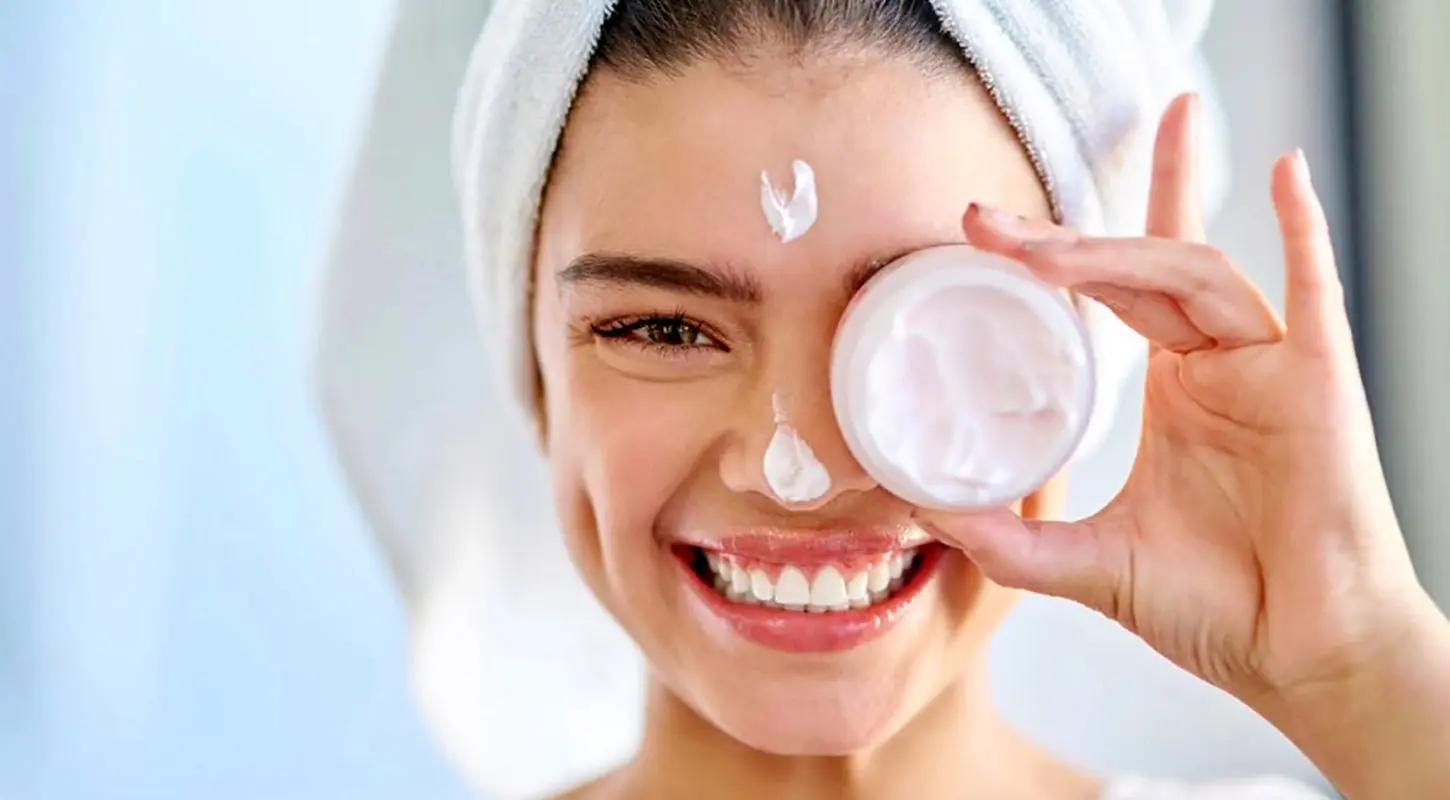 بهترین کرم آبرسان صورت کدام است؟