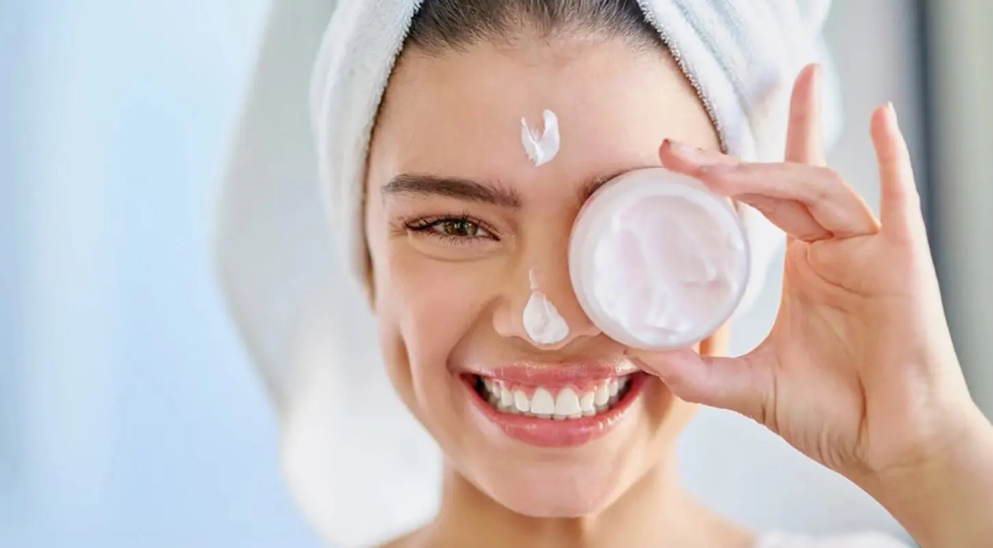 بهترین کرم آبرسان صورت کدام است؟