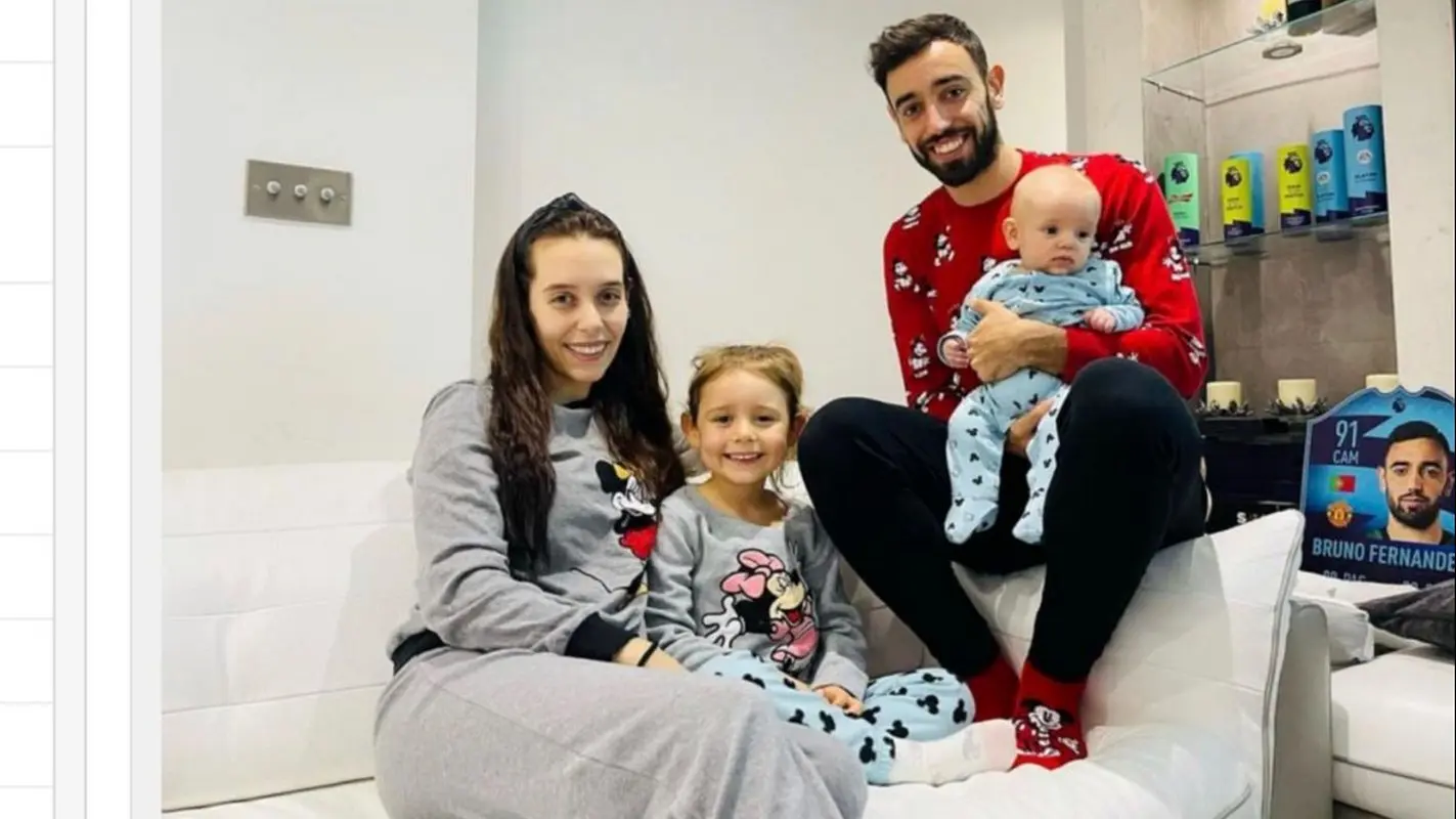 زندگی شاد کاپیتان منچستریونایتد کنار همسر و فرزندانش +عکس خانوادگی