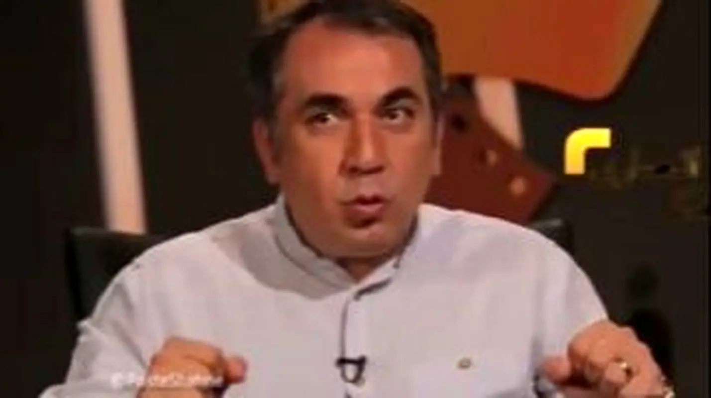 "من دیگه نمیتونستم بازی کنم"؛ سیامک انصاری از شوخی بیرحمانه هادی کاظمی در "قهوه تلخ" گفت!