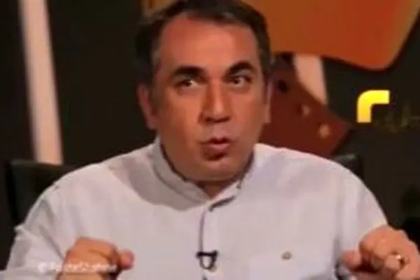 "من دیگه نمی‌تونستم بازی کنم"؛ سیامک انصاری از شوخی بی‌رحمانه هادی کاظمی در "قهوه تلخ" گفت!
