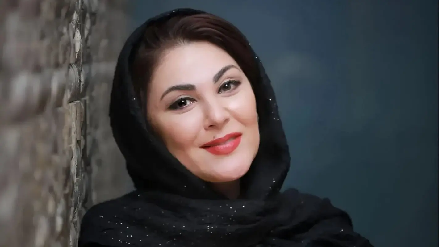 لاله اسکندری : سالهاست بدون داشتن فرزند کنار ساسان زندگی می کنم+عکس های کودکی تا نوجوانی