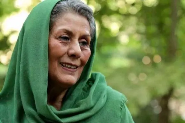 عکسی از چهره پیر و شکسته مهوش افشارپناه در 76 سالگی/ او مادر دو دختر زیباست 