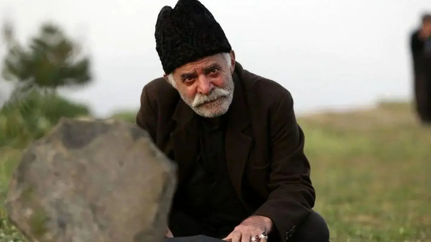 متنی که قلب‌ها را لرزاند: نوشته احساسی روی سنگ مزار سیروس گرجستانی