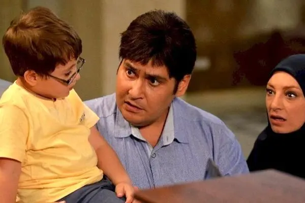 عکس کم‌یاب کودکی رضا داوودنژاد در آغوش فریماه فرجامی