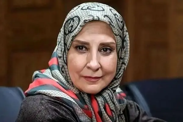 آلبوم عکس های مرجانه گلچین / از تم شب یلدایی تا لباس عروسی !