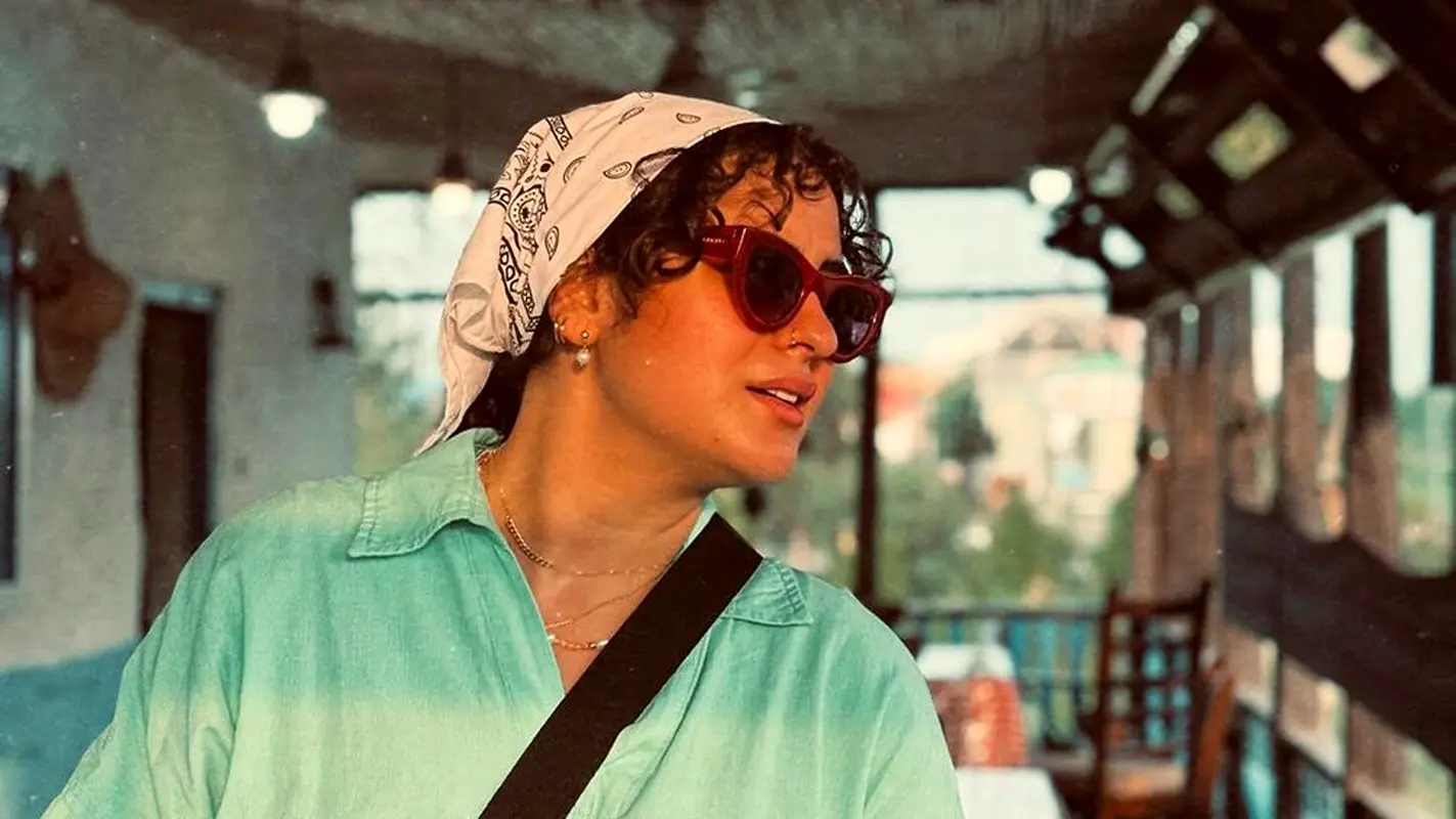 وقتی این خانم بازیگر هنوز کودک بود! عکس قدیمی که همه را غافلگیر کرد