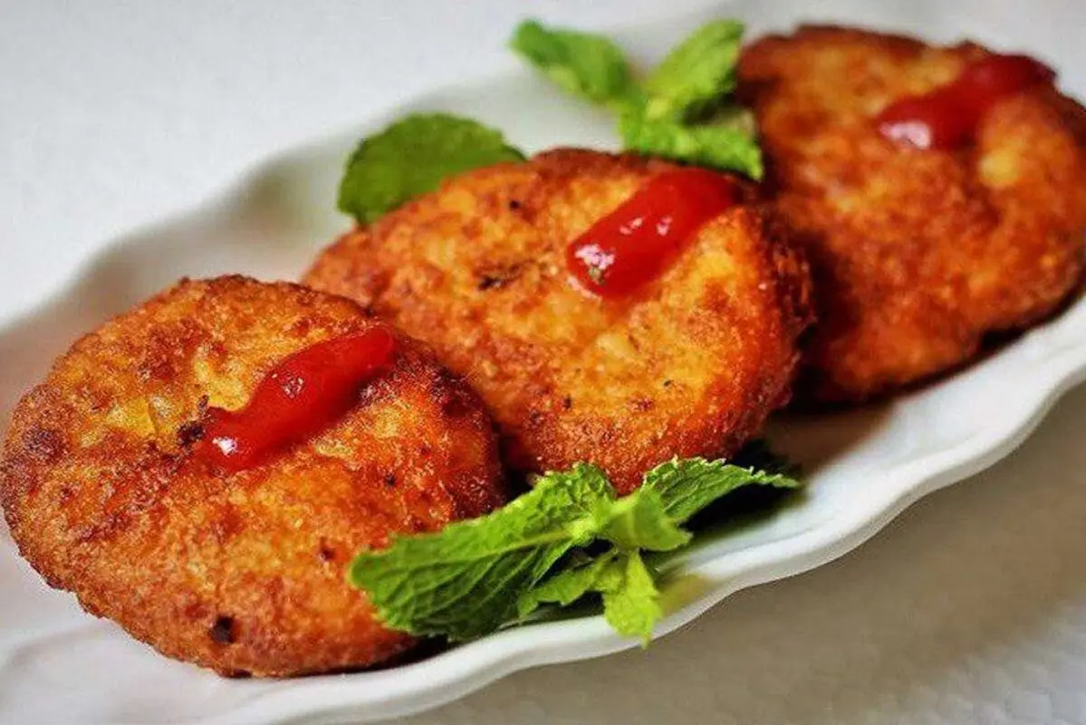طرز تهیه کوکو مرغ برای مدرسه، دانشگاه و سرکار/یک غذای ساده و خوشمزه