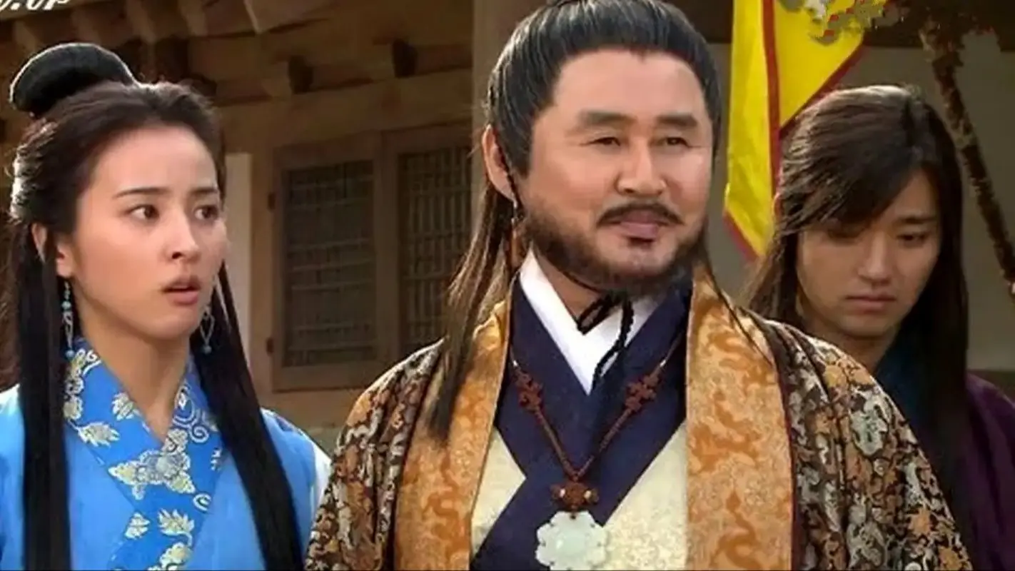 تصاویر جدید تفریح پدر سوسانو و همسرش با تیپ ست خاص