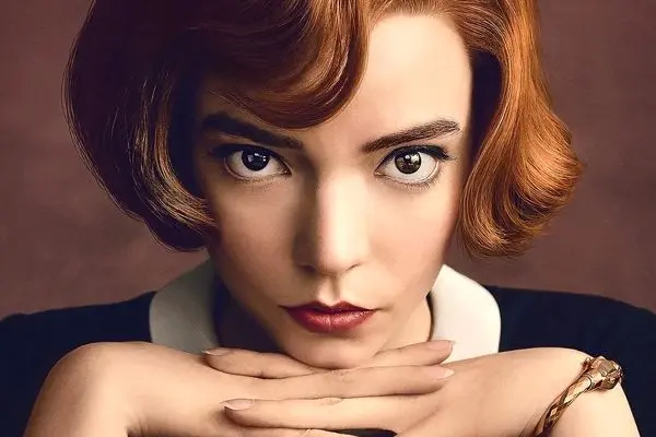 آنیا تیلور جوی الهه زیبایی است؟ / بررسی استایل ها و صورت این سلبریتی زیبا