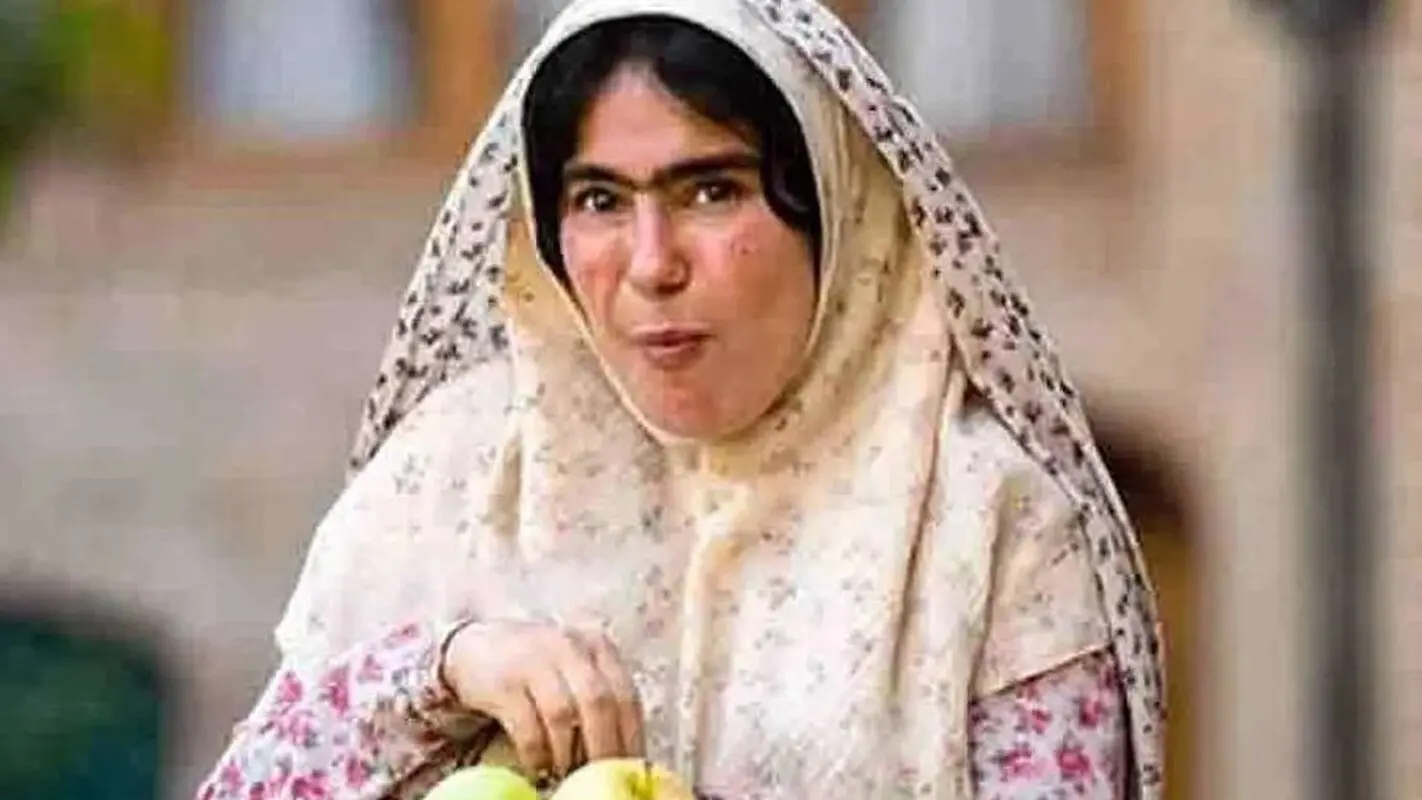 جشن تولد 39 سالگی شیدا یوسفی بازیگر سریال بامداد خمار با لباسی خاص و لوکس