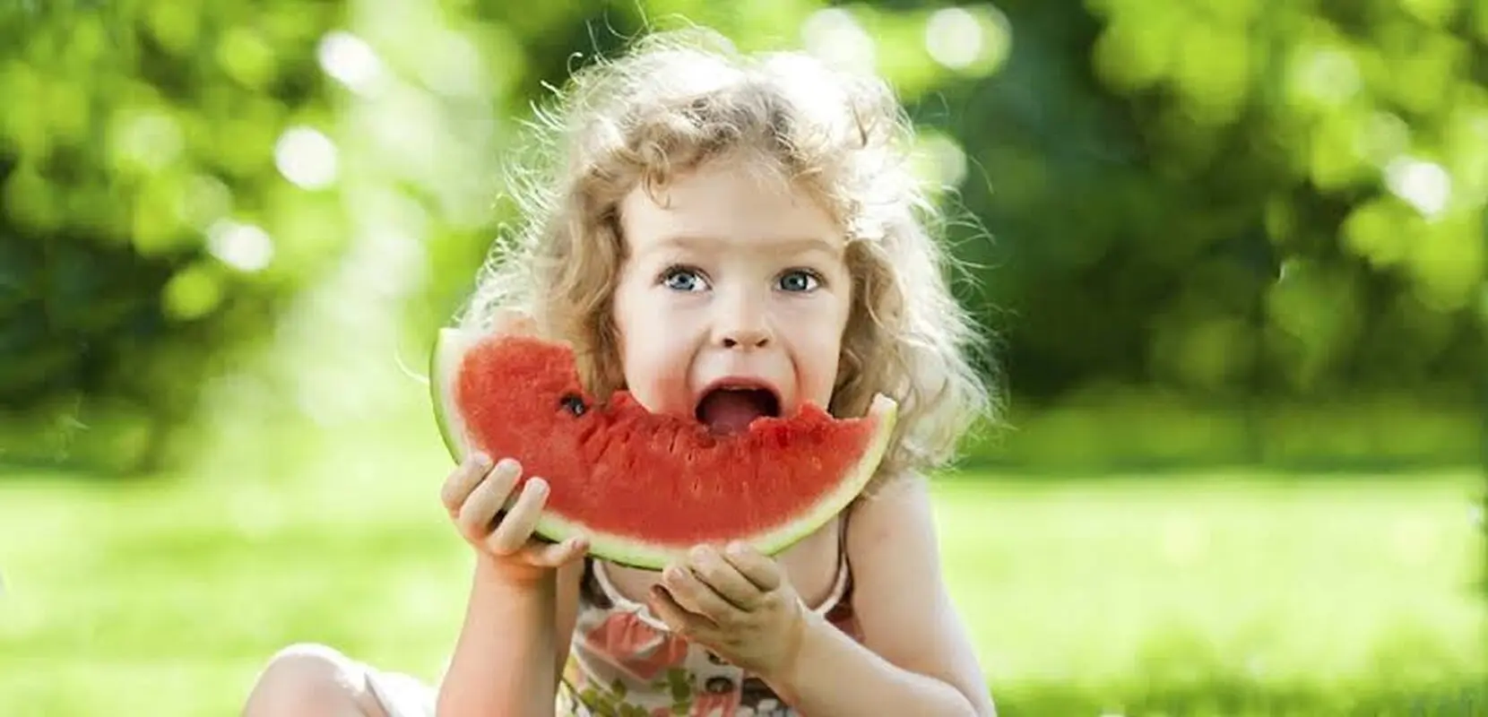 بهترین میوه‌های تابستان برای کودکان؛ ۸ انتخاب سالم برای روزهای گرم