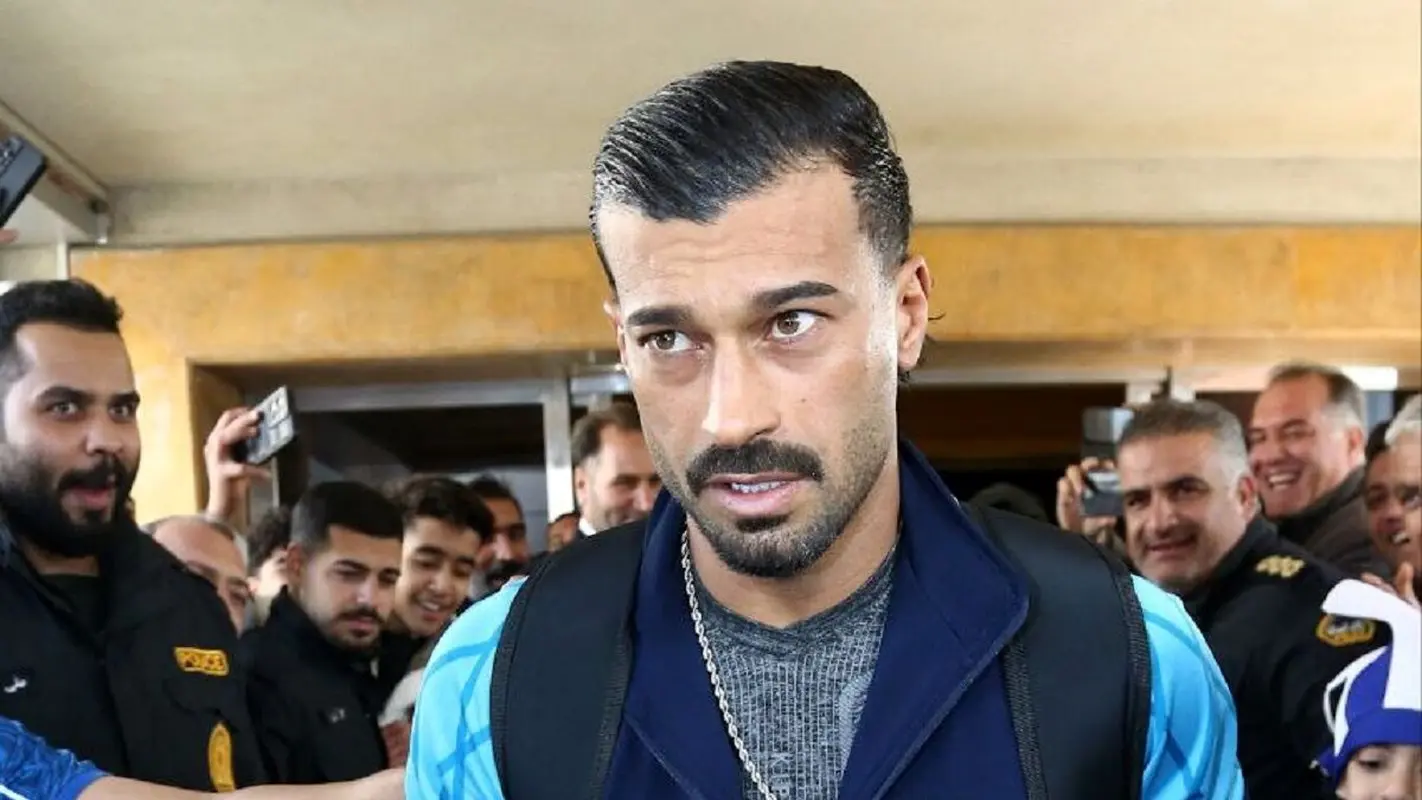 تنهاترین فوتبالیست دنیا؛ در استقلال دیگر هیچکس رامین رضاییان را تحویل نمیگیرد