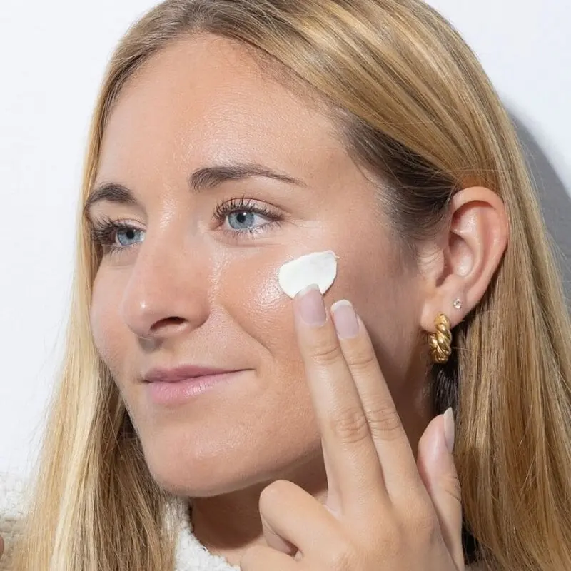 اهمیت میزان spf کرم ضد آفتاب + spf بالا خوبه یا پایین ؟ خانم ها بخوانید