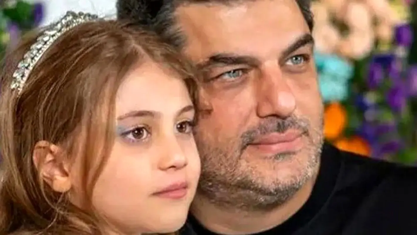 دختر فوق‌العاده خوش‌چهره سام درخشانی در کانون توجه