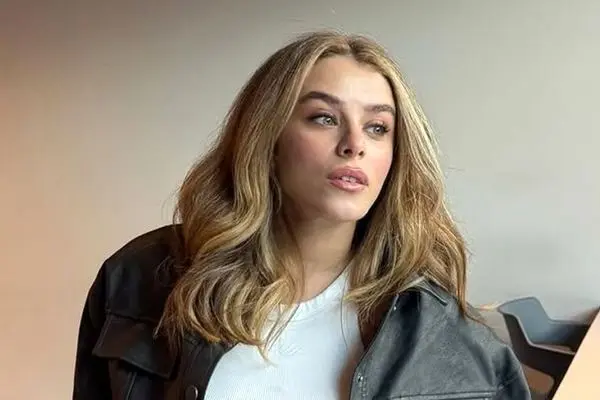 استایل جدید ستاره زیبای سریال های محبوب را ببینید