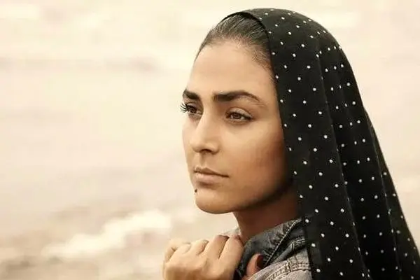 اولین عکس از پدر و مادر هدی زین العابدین / بی شباهت به خانم بازیگر خوشگل !