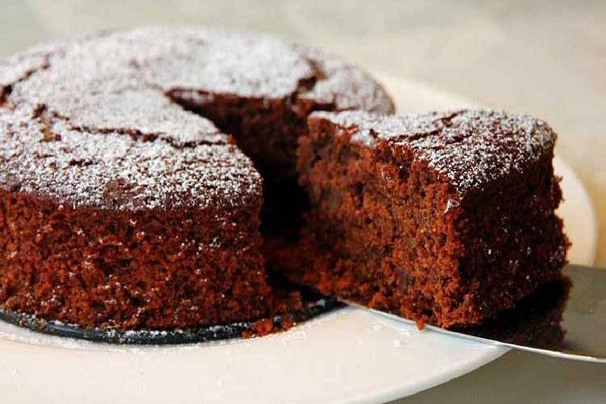 این کیک رژیمی خوشمزه را با خیال راحت درست کنید 