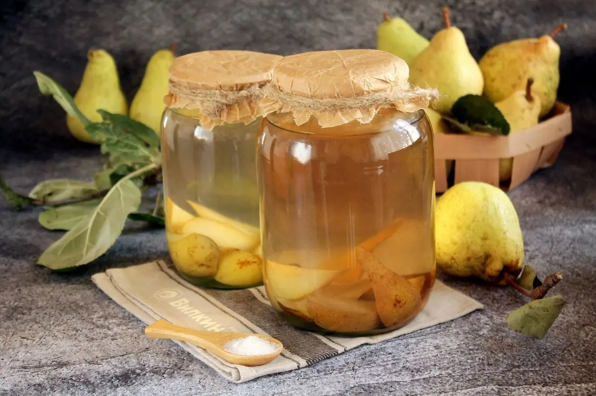 طرز تهیه ساده و خوشمزه کمپوت گلابی خانگی
