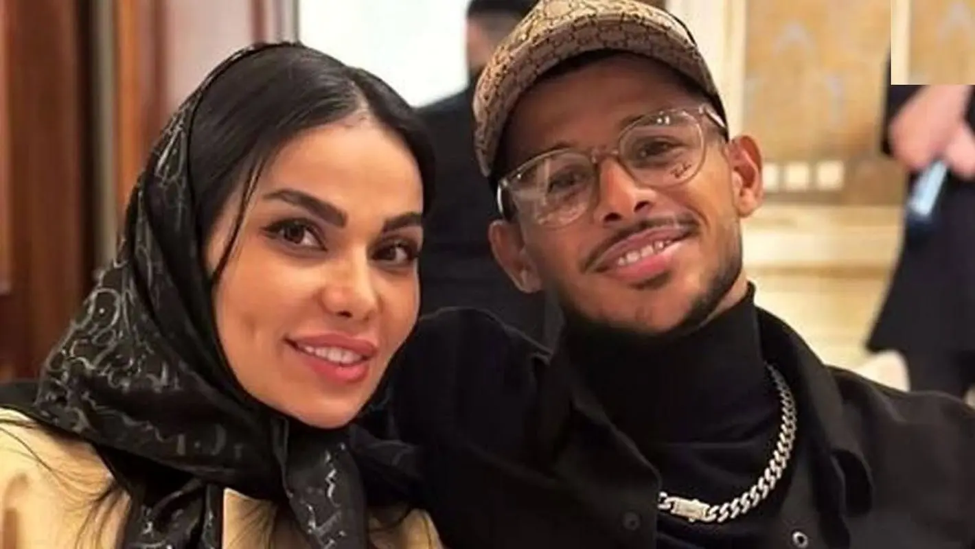 سوپرایز ولنتاینی مهدی قائدی برای همسرش / استایل شیک همسر آقای فوتبالیست ترکاند + عکس