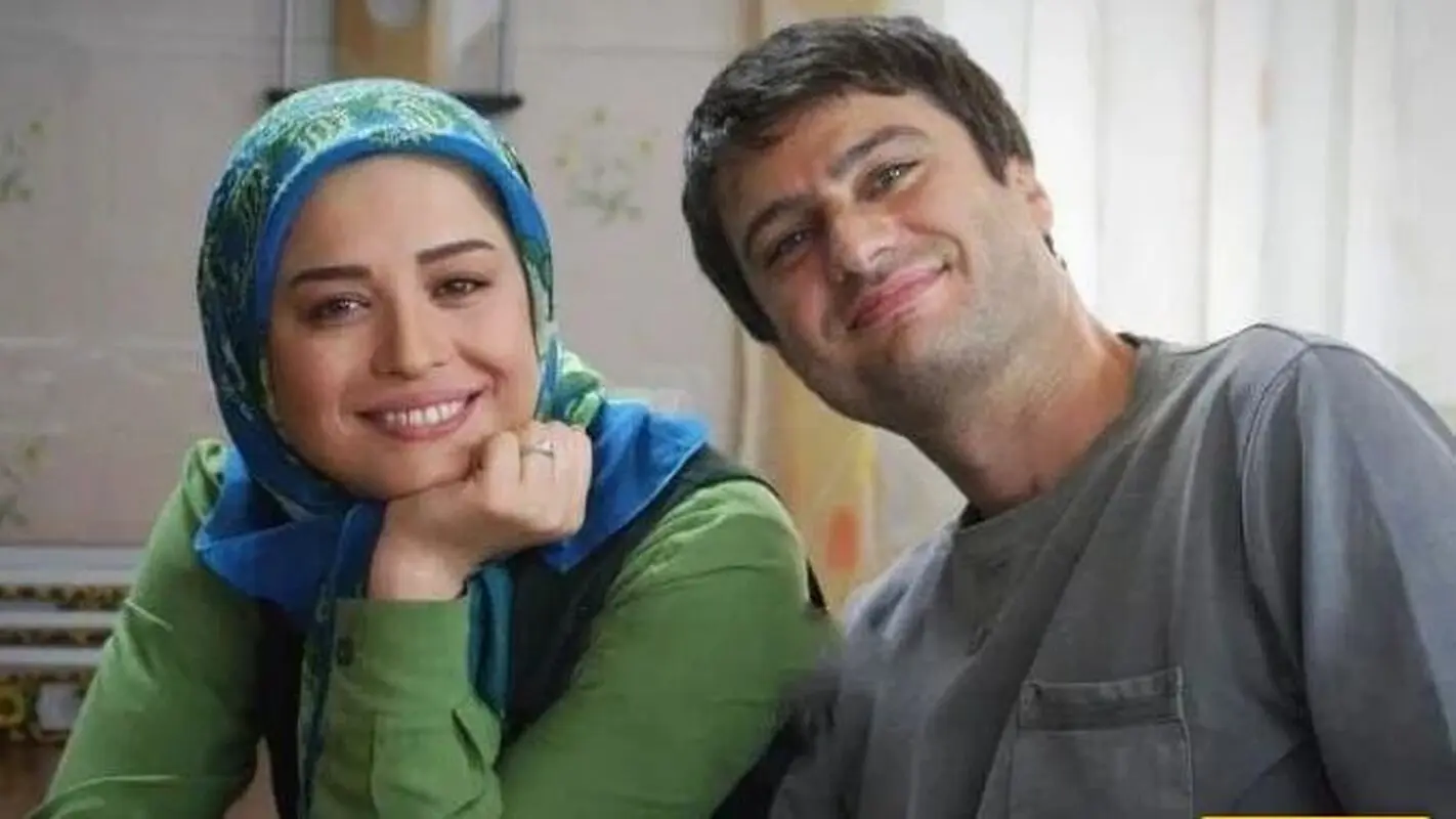 دکوراسیون لاکچری منزل شهرام حقیقت دوست؛ از فرش‌های لاکی تا پرده‌های نقره‌کوب!
