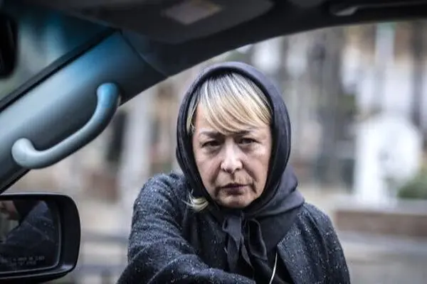 آزیتا حاجیان با چهره بدون آرایش! عکس متفاوتی که همه را شوکه کرد