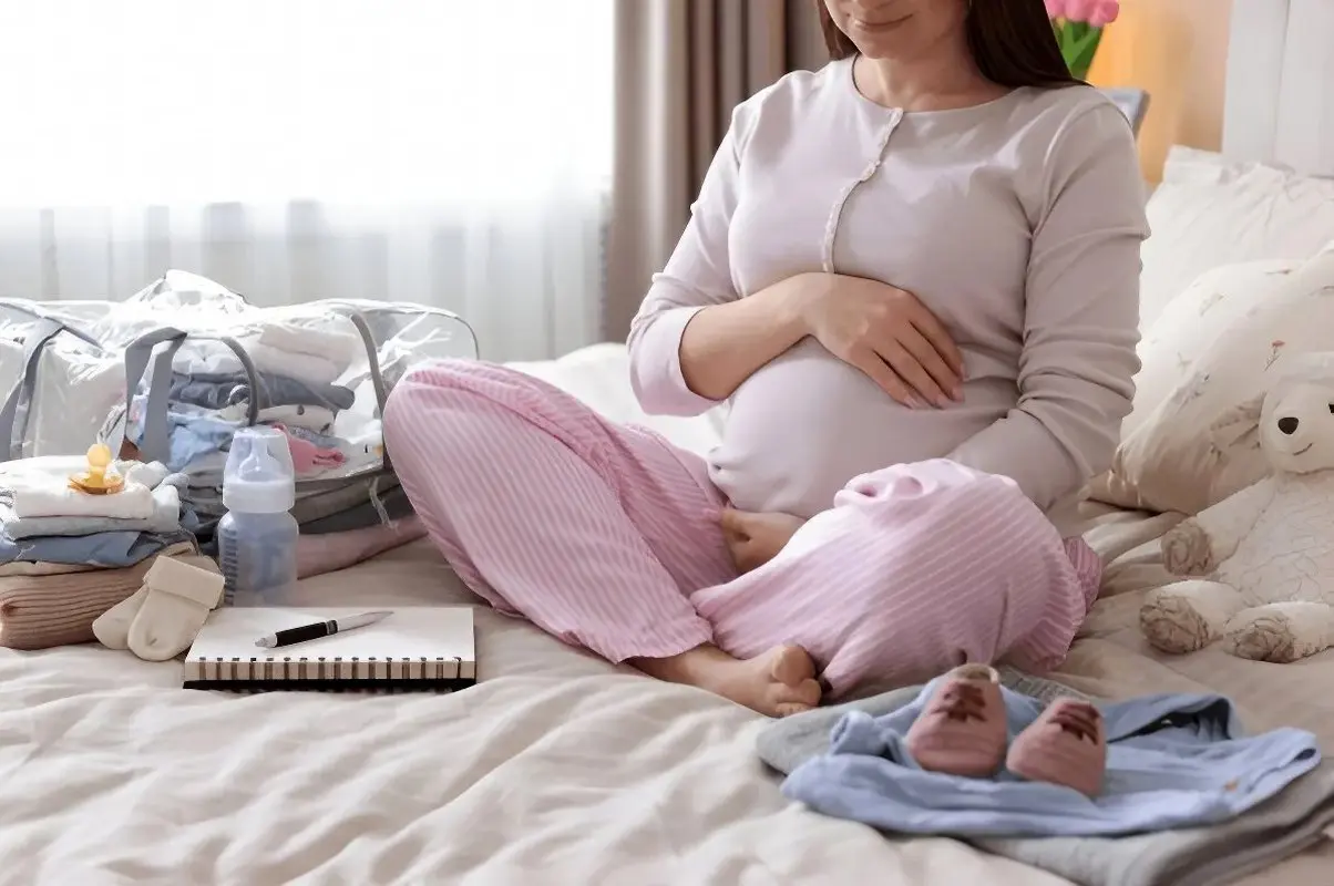لیست سیسمونی برای بچه دوم؛ چه وسایلی را نگه داریم و چه چیزهایی را باید نو بخریم؟